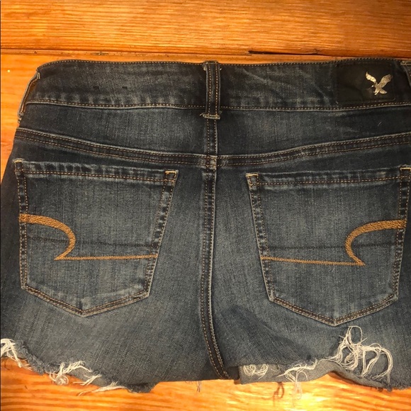 American Eagle 360° Shortie Shorts ☀️ - Picture 3 of 4